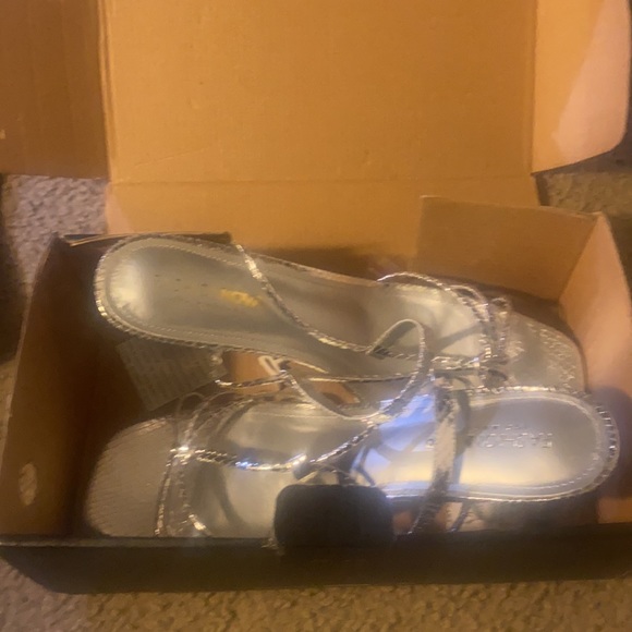 Shimmering Silver Heels - Picture 2 of 4